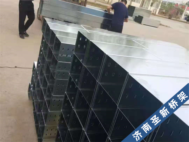 镀锌桥架-SX014
